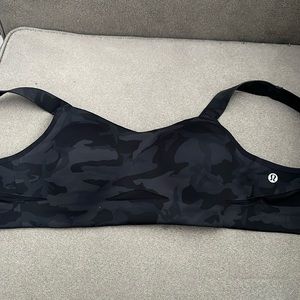 Lululemon high impact black camo sports bra 34C